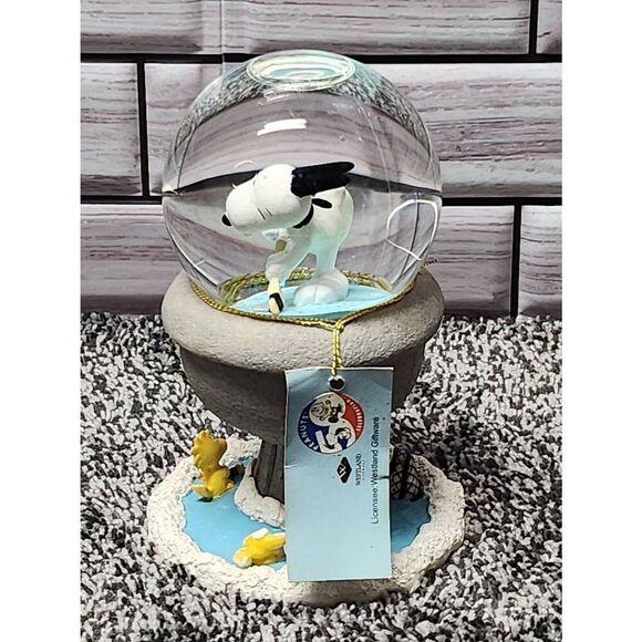 Peanuts Snoopy Water Snow Globe Figure WESTLAND Ice hockey - Picture 4 of 7